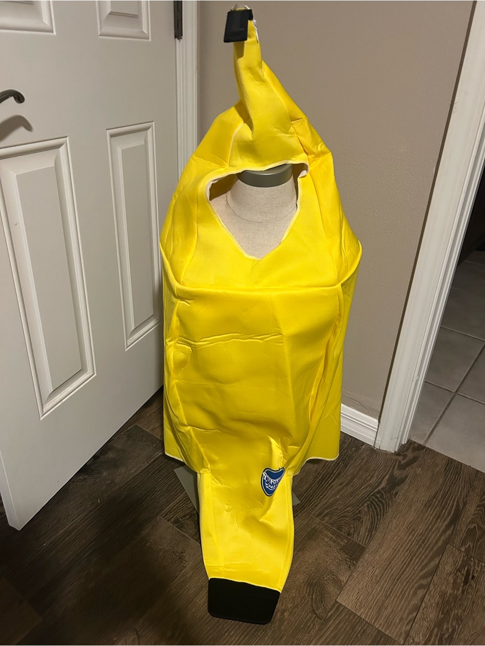 Adult standard sizeYellow Banana Costume - Picture 3 of 5